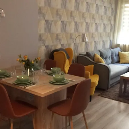 I W Ustroniu Morskim * Ustronie Morskie