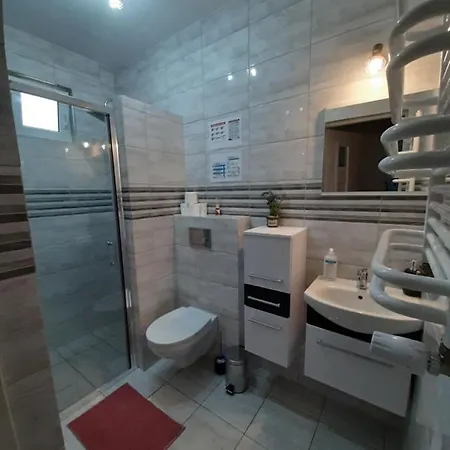 אכסניה I W Ustroniu Morskim *