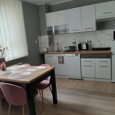 I W Ustroniu Morskim * Ustronie Morskie