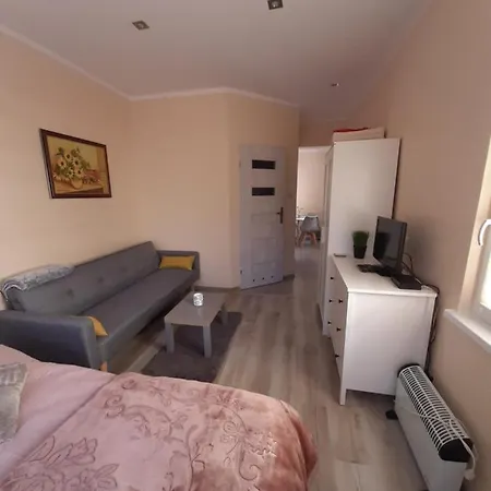 I W Ustroniu Morskim * אוסטרוני מורסקי