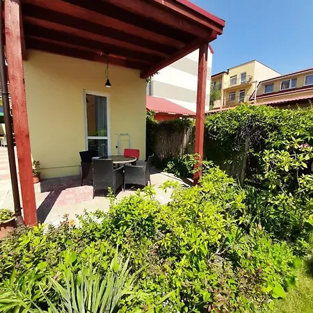 אכסניה I W Ustroniu Morskim *