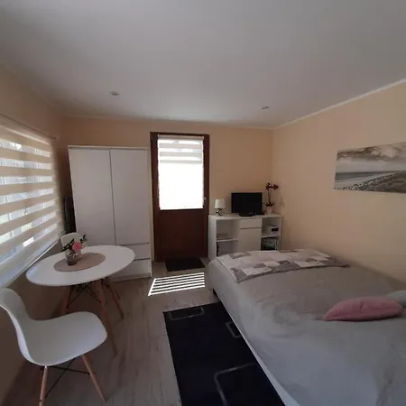 I W Ustroniu Morskim אכסניה