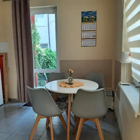 אכסניה I W Ustroniu Morskim אוסטרוני מורסקי