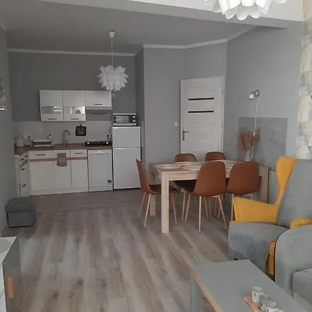 I W Ustroniu Morskim אכסניה