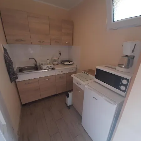 I W Ustroniu Morskim אכסניה אוסטרוני מורסקי