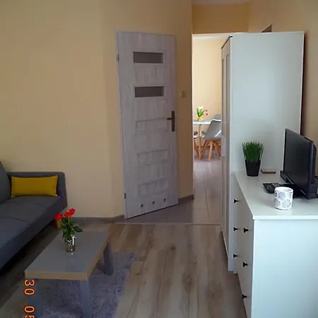 I W Ustroniu Morskim 山林小屋 尤斯托尼莫斯基