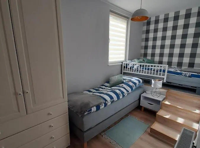 I W Ustroniu Morskim Domek letniskowy *